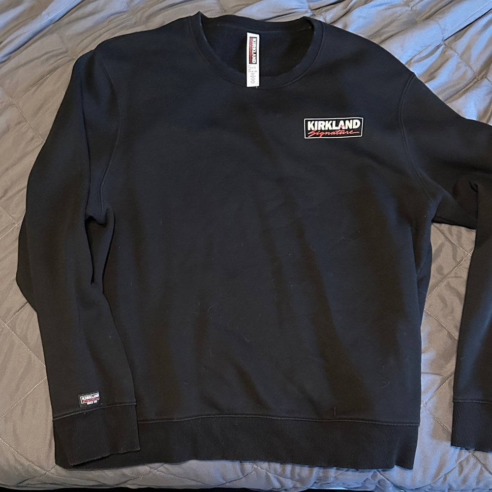 Kirkland Signature Men's Black Crewneck Sweater